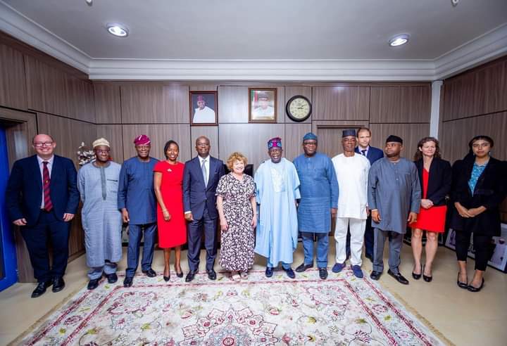 Photostory: UK High Commissioner, Others Visit Tinubu