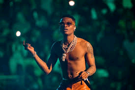 Pray they don’t use nack kill baba Zion” — Wizkid shares message he received from a female fan, he responds (screenshots)