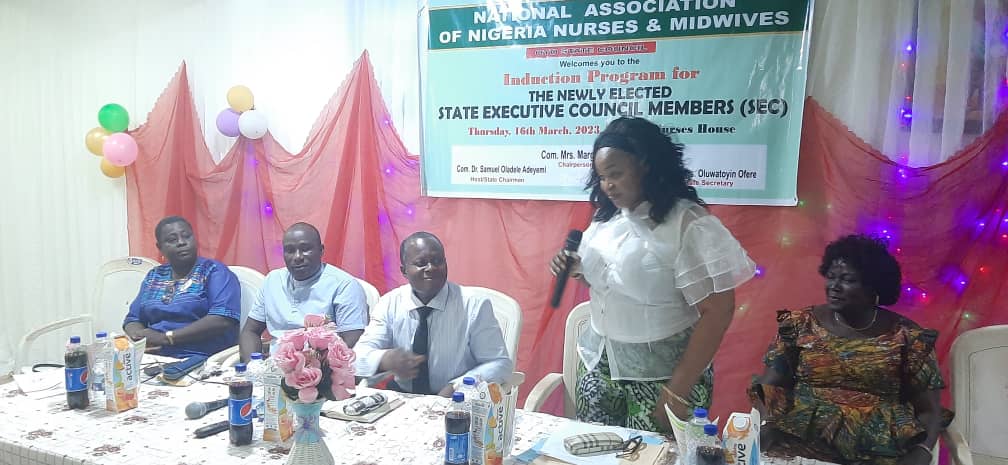 Oyo Nurses and Midwives Inducted new Executives