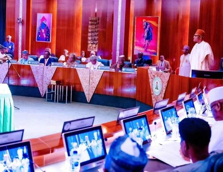 Photostory: Buhari presides over his last Federal Executive Council meeting