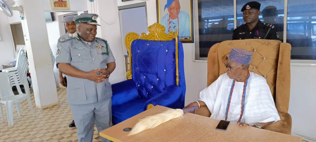 Olubadan lauds NCS on commitment to peaceful relationship with community.