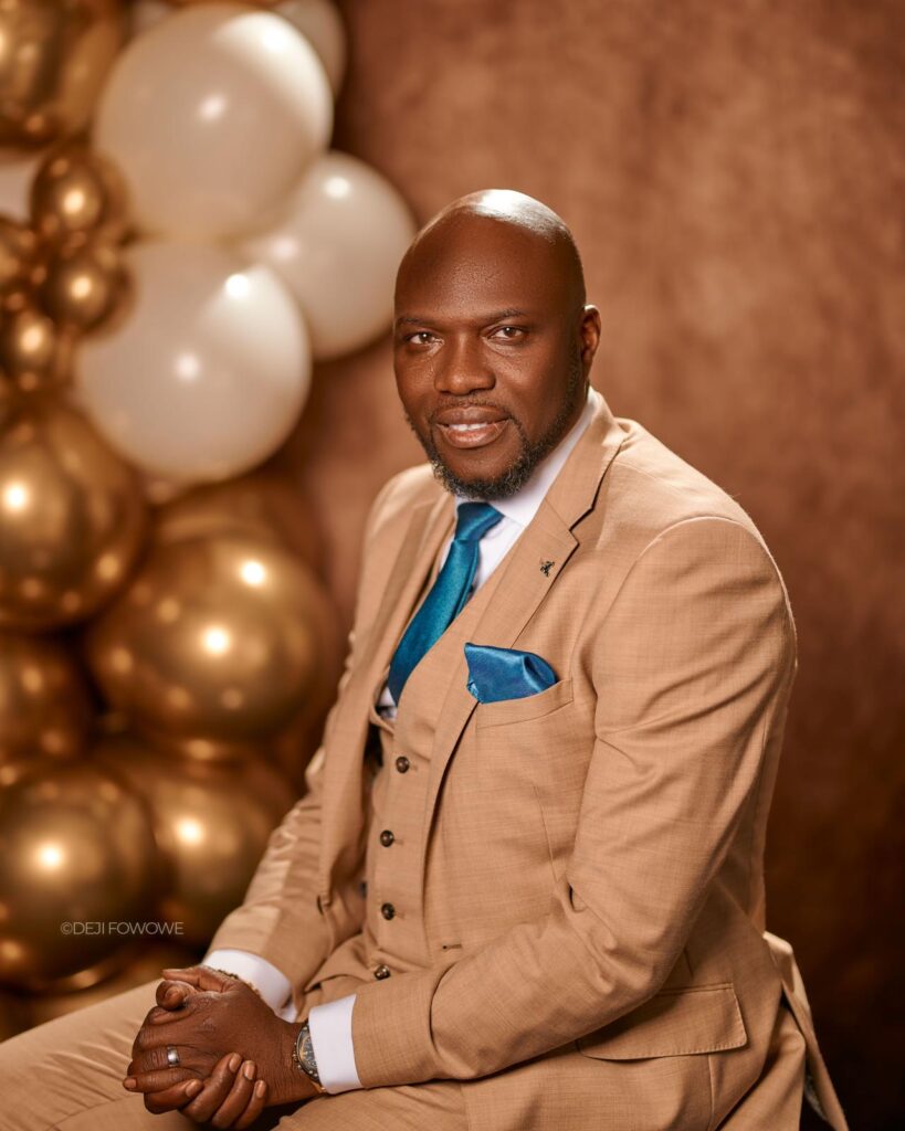 The Golden side of Rev Dr Philips Bukola Oyewale , PBO 