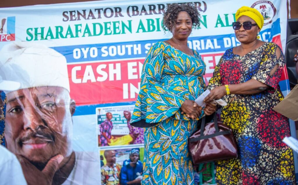 Senator Alli begins cash empowerment for women in Oyo South