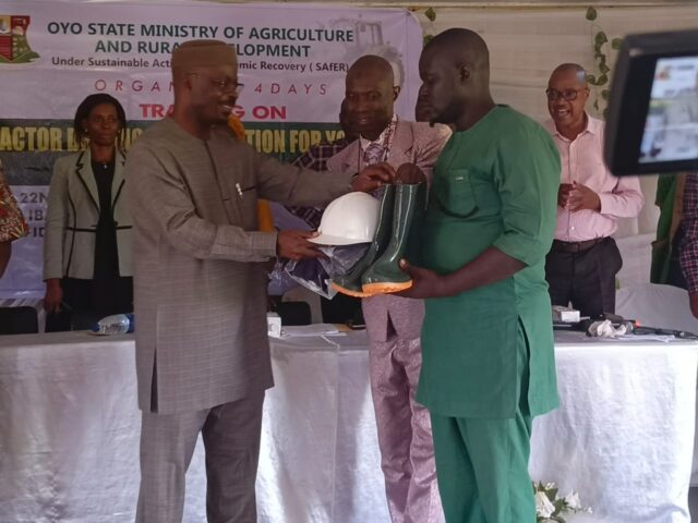 Egbeda LG distributes 70,000 exercise books to schools