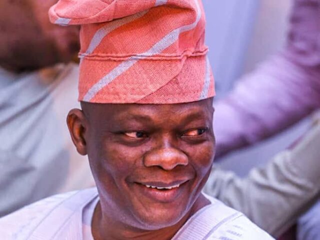 Senator Alli congratulates Folarin on elevation as Agbaakin Olubadan of Ibadanland