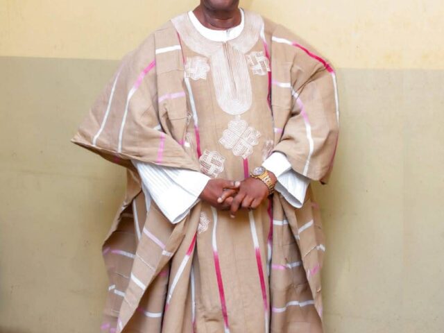 Birthday : Senator Alli celebrates Apex Ibadan North  APC leader, Baba BAO