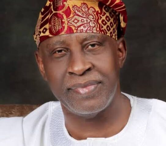 Court Stops Soun of Ogbomoso from Dissolving Egbe Omo Ogbomoso Parapo Leadership