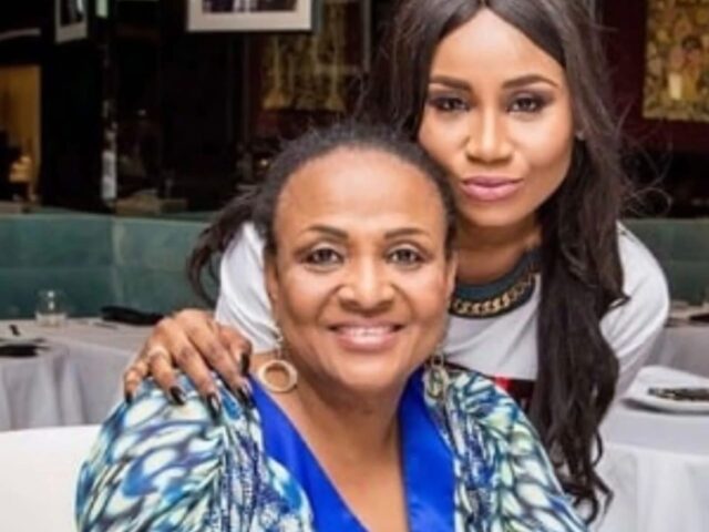 Senator Alli remembers Abisola Kola-Daisi, pays tribute.