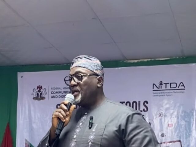Over 200 Laptops, Cash Grants Distributed to Boost Digital Marketing Skills in Oyo