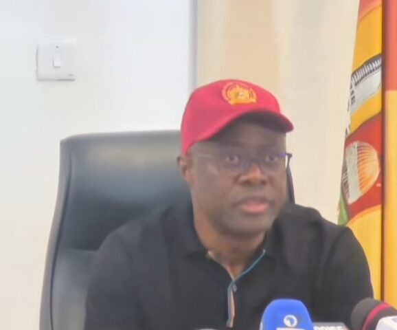 Makinde signs executive order regulating activities of security-related groups into law