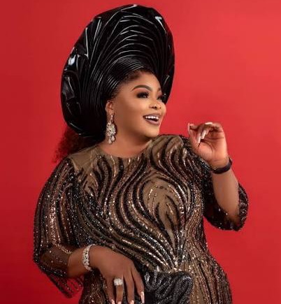 “What have you done with your own voice?” – Dayo Amusa writes to  Nigerians for bullying celebrities over the country’s insecurity